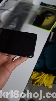 Poco F4
